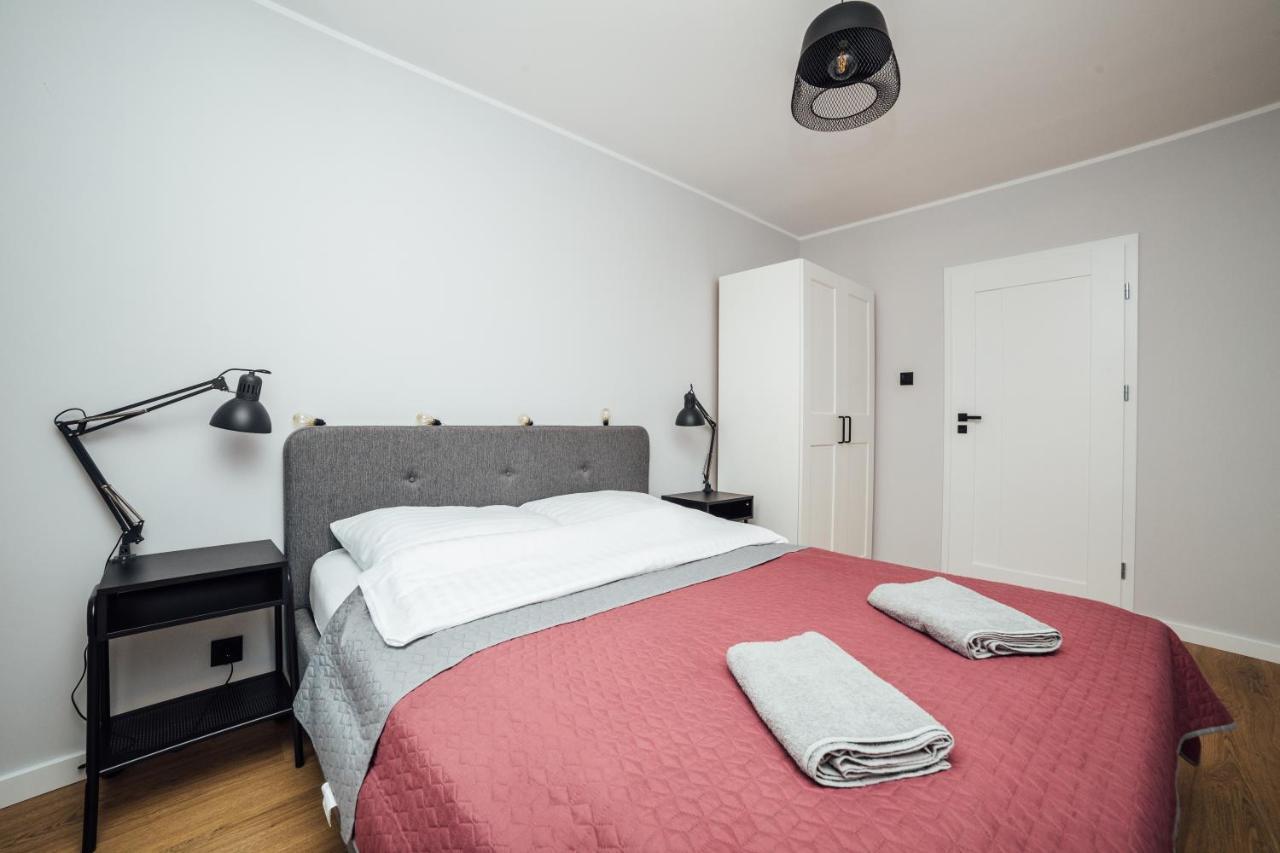 Pobookowane Chmielna Apartments Old Town 格但斯克 外观 照片