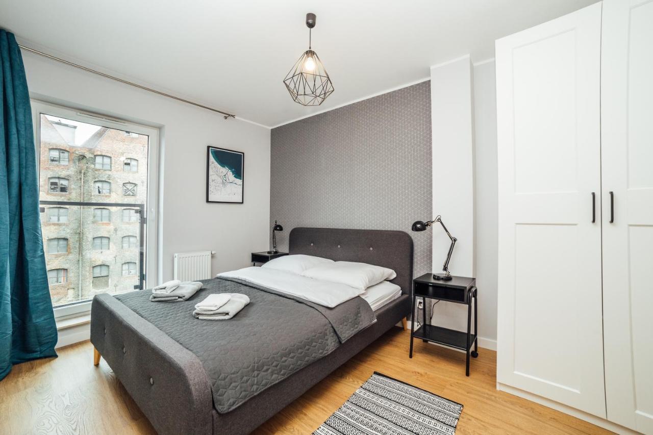Pobookowane Chmielna Apartments Old Town 格但斯克 外观 照片