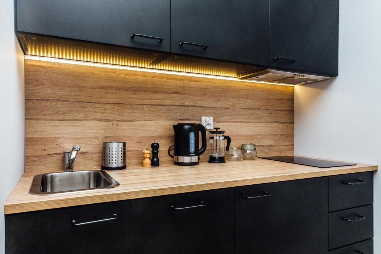 Pobookowane Chmielna Apartments Old Town 格但斯克 外观 照片