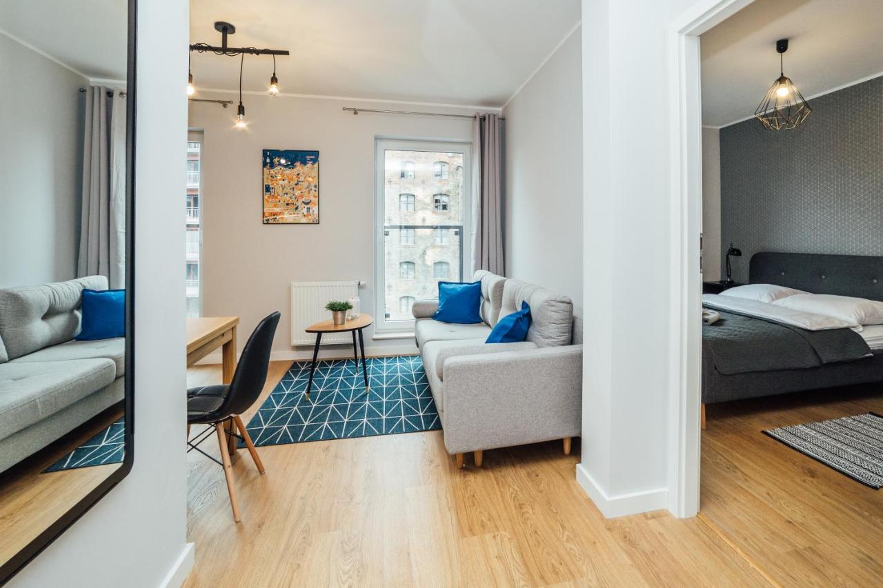 Pobookowane Chmielna Apartments Old Town 格但斯克 外观 照片